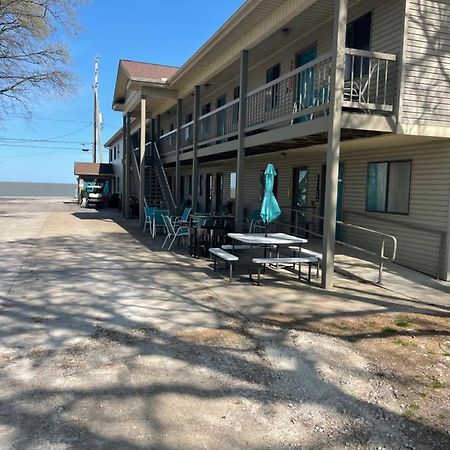 Lake Point Motel Marblehead Luaran gambar